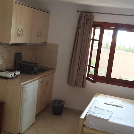Stavros House Szárti