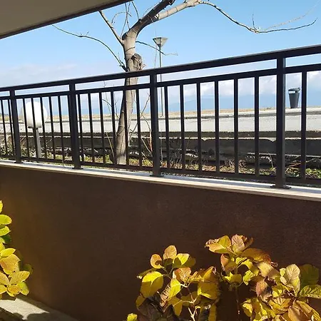 Stavros House Apartman Szárti