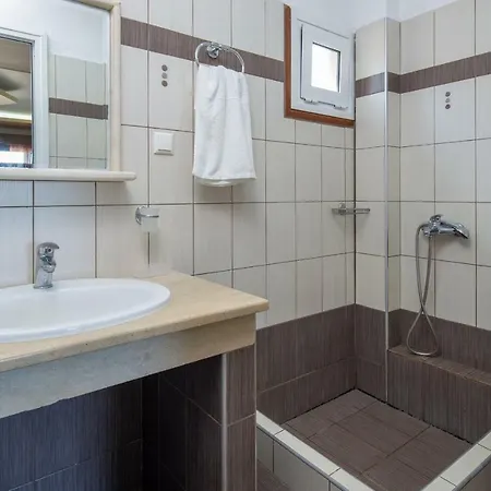 Stavros House Apartman *