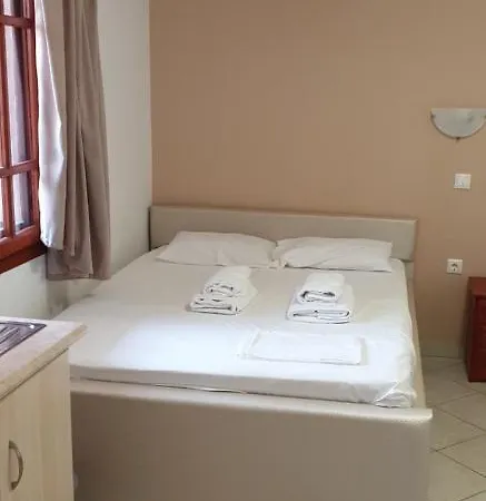 Stavros House * Sarti